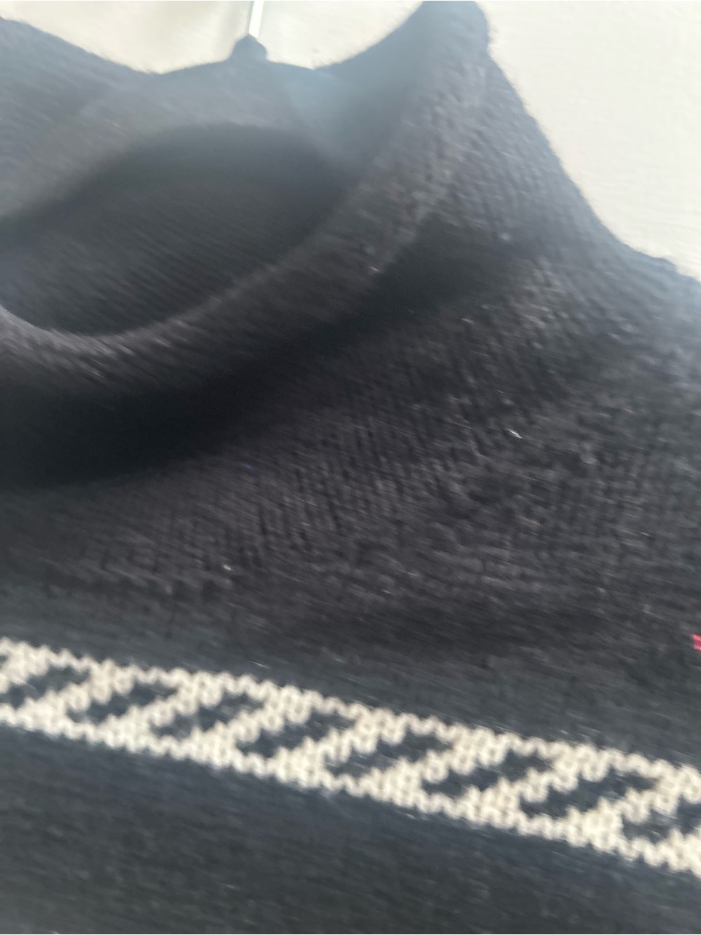 Ralph Lauren Black & White Patterned Turtleneck Sweater - Picture 5 of 15